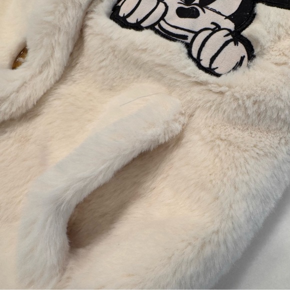 Disney Minnie Mouse Girls Faux Fur White Coat Jacket W/ Hood & Bow Size 3T - Picture 4 of 10